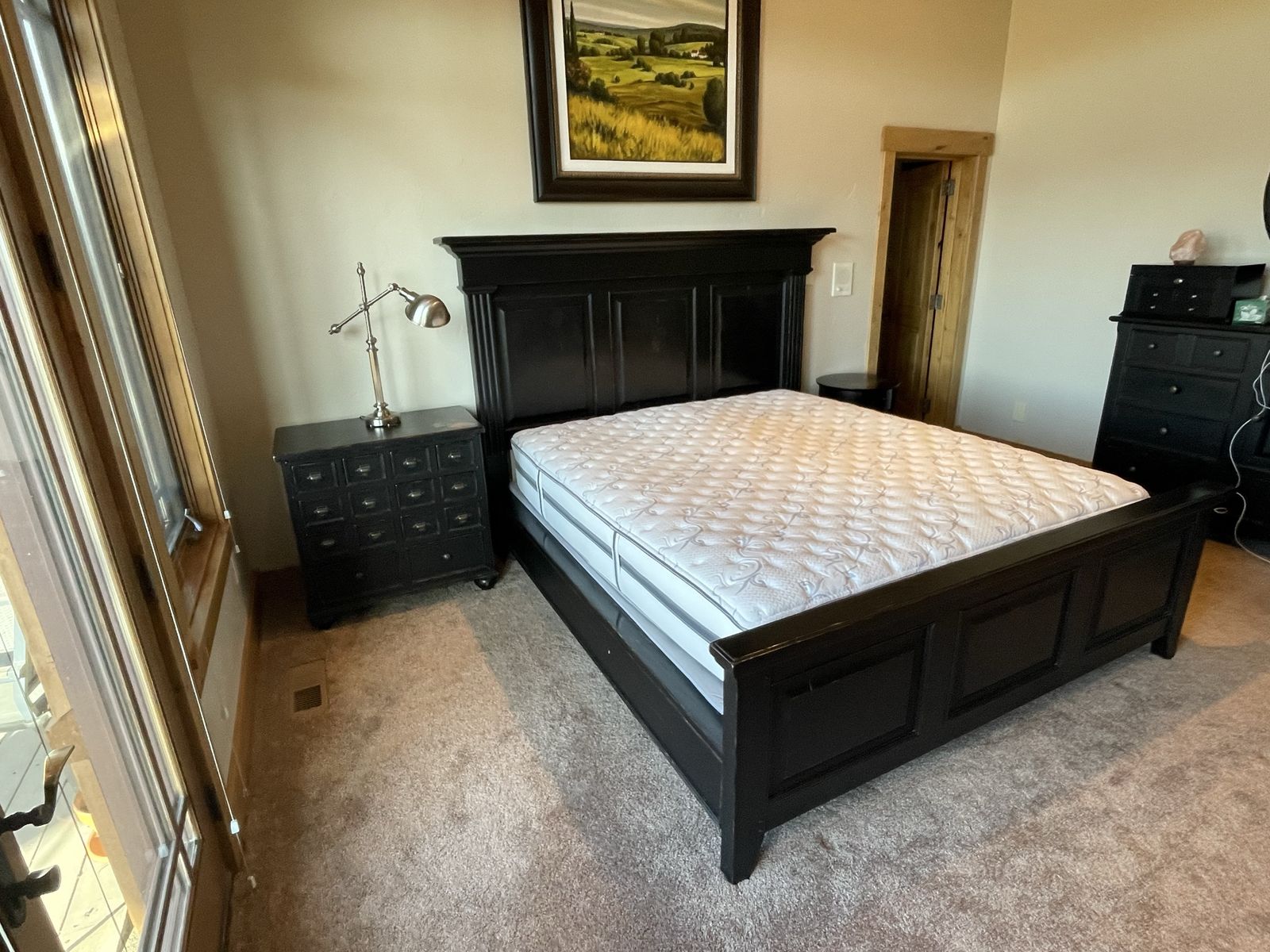 California, King bedframe and nightstands
