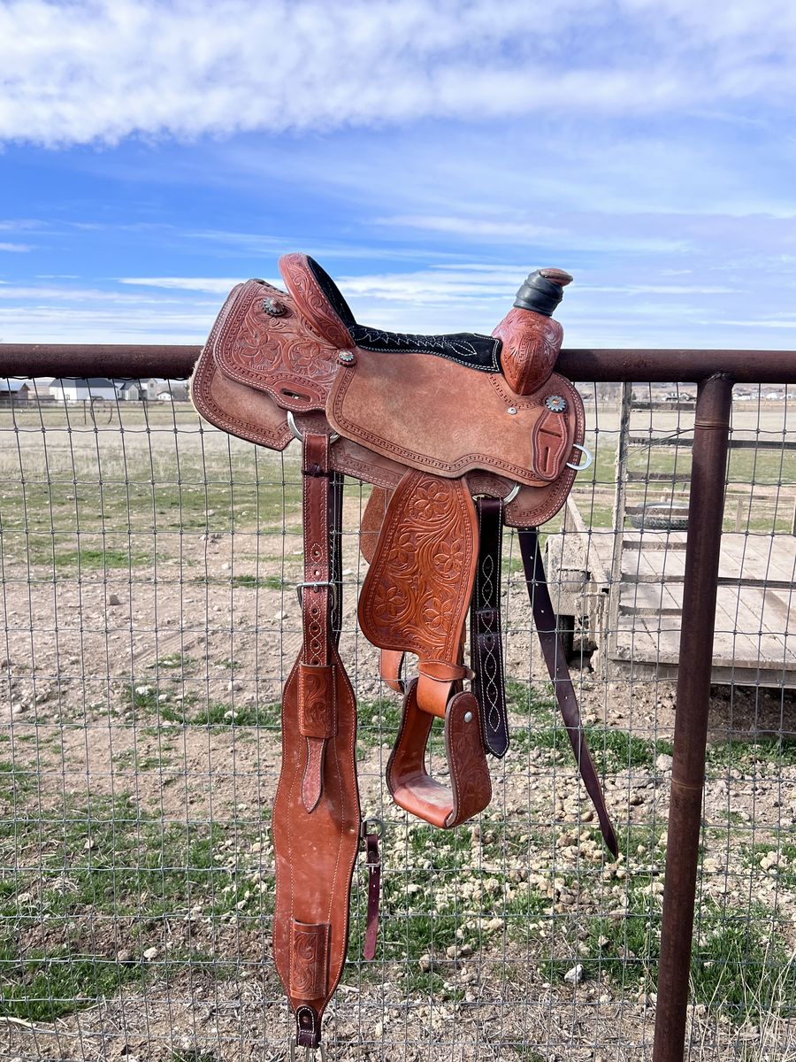 New 15 Corriente Rope Saddle