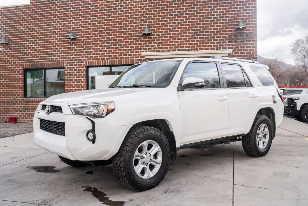 2019 TOYOTA 4RUNNER SR5 Premium