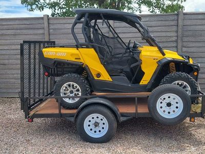 Can-Am Commander XT 800 Side-by-Side UTV - Yellow
