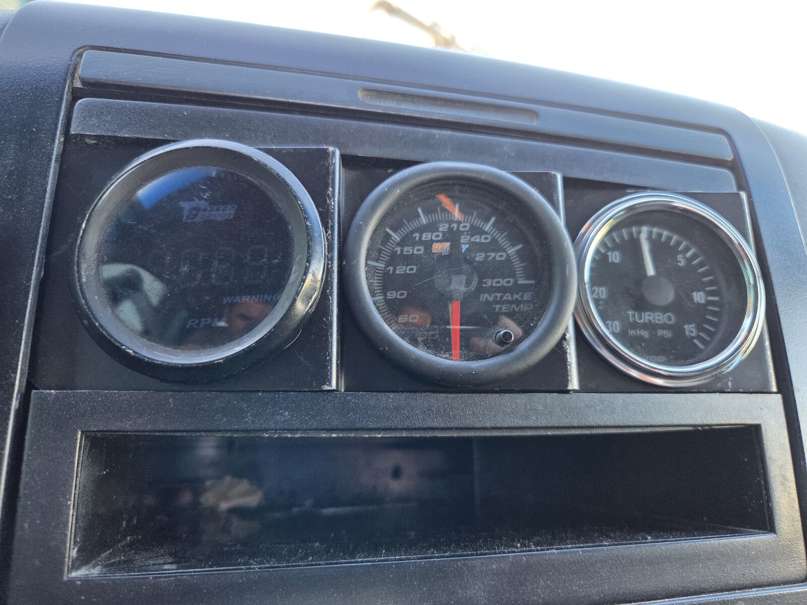 Boost- intake temp- rpm gauge with pod 20 for all