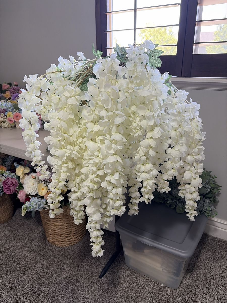 7 White Wisteria Hanging Flower Stems – Brand New – Wedding Decor