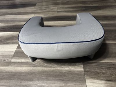 Cooloo8 Gray Laptop Lap Desk & Reading Pillow - "Like New" Condition for Comfort & Support