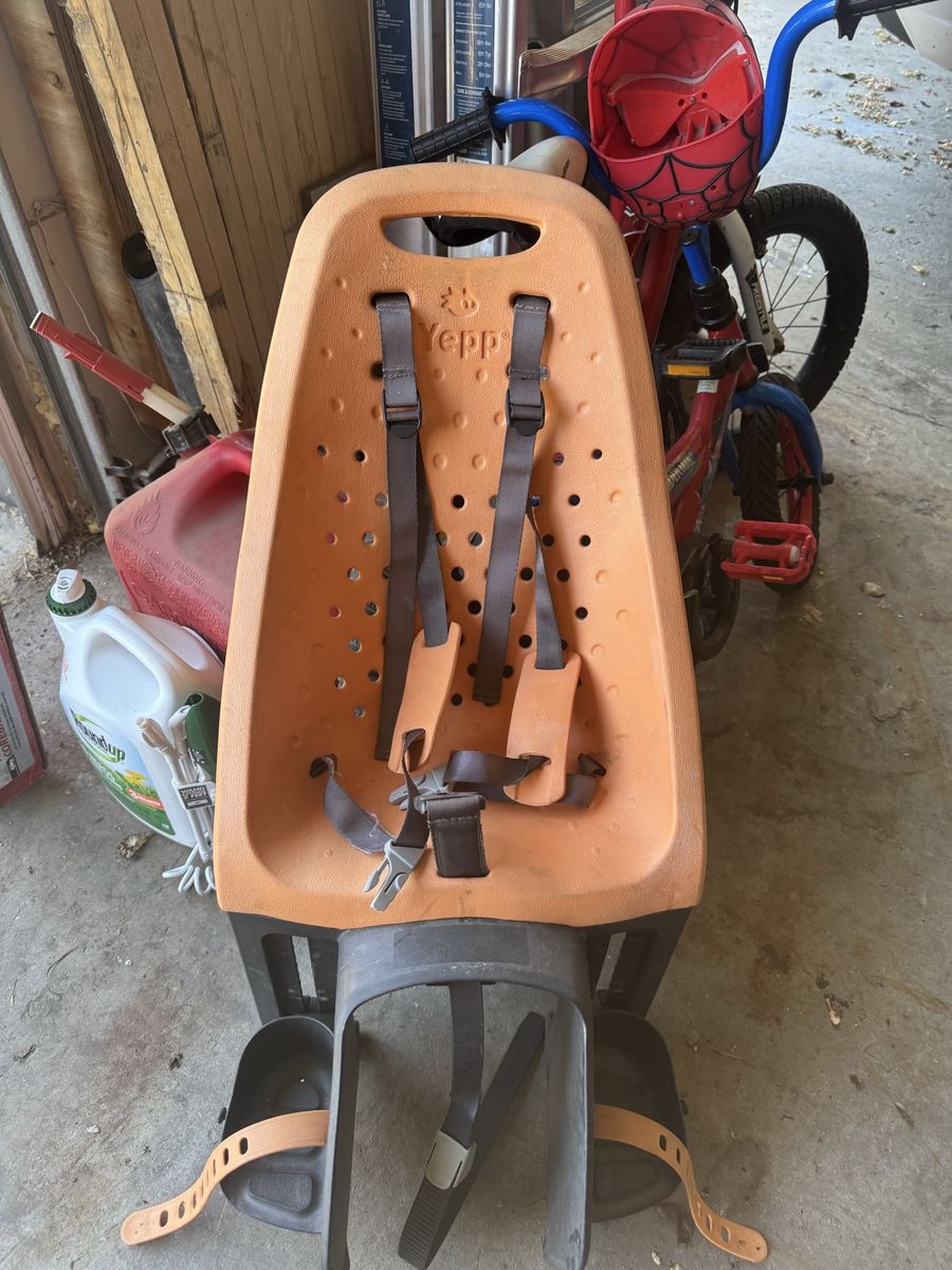 Yepp kid car seat