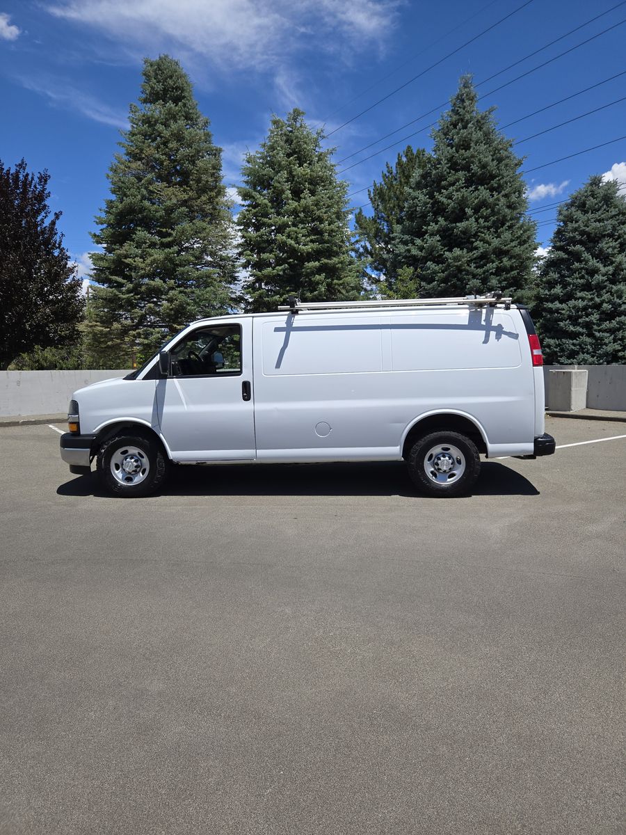 2018 Chevrolet Express 2500 