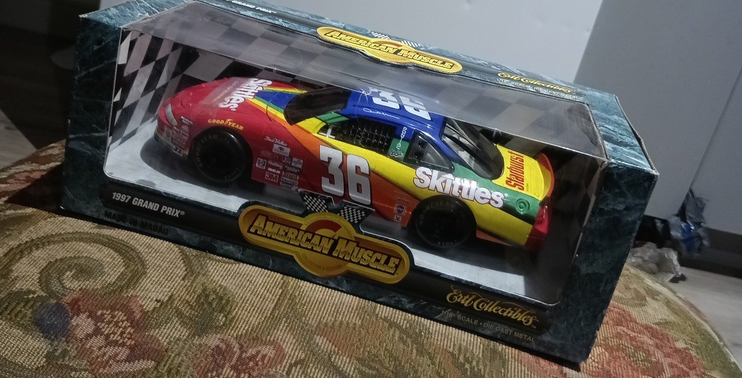 1/18"die cast 1997 Grand Prix