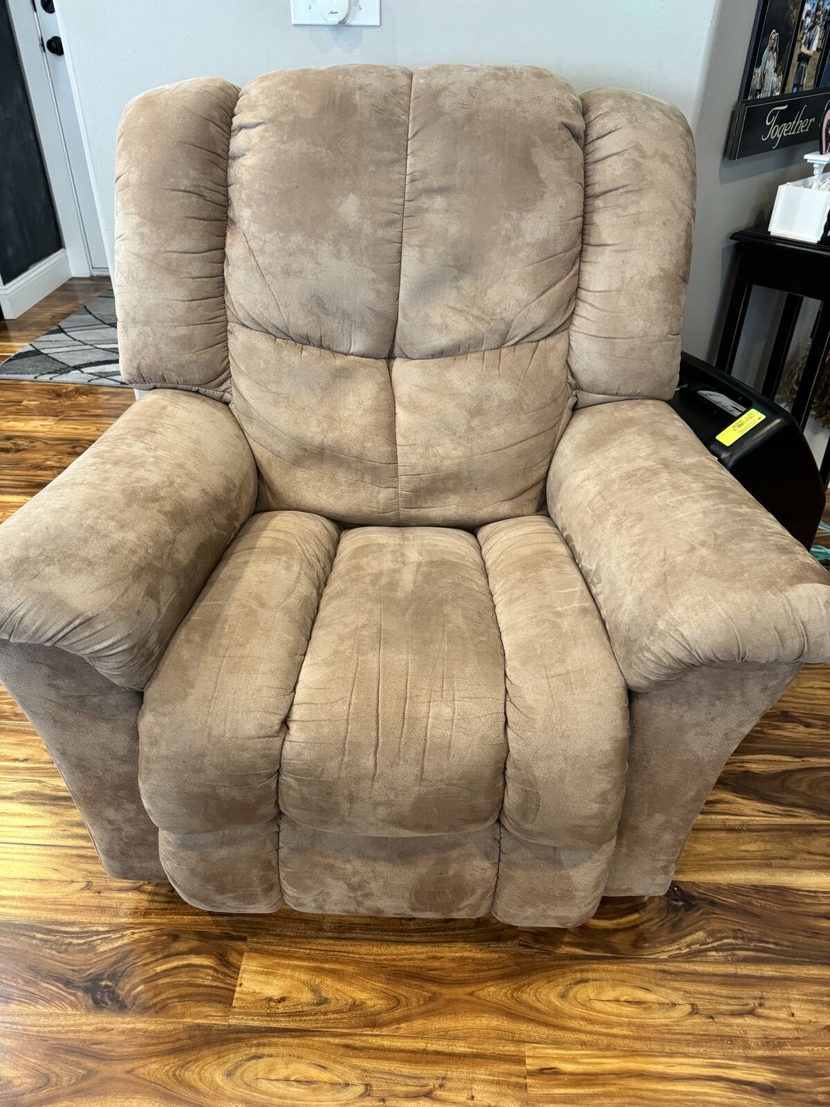 Reclining Sofa and Reclining Rocking Chair
