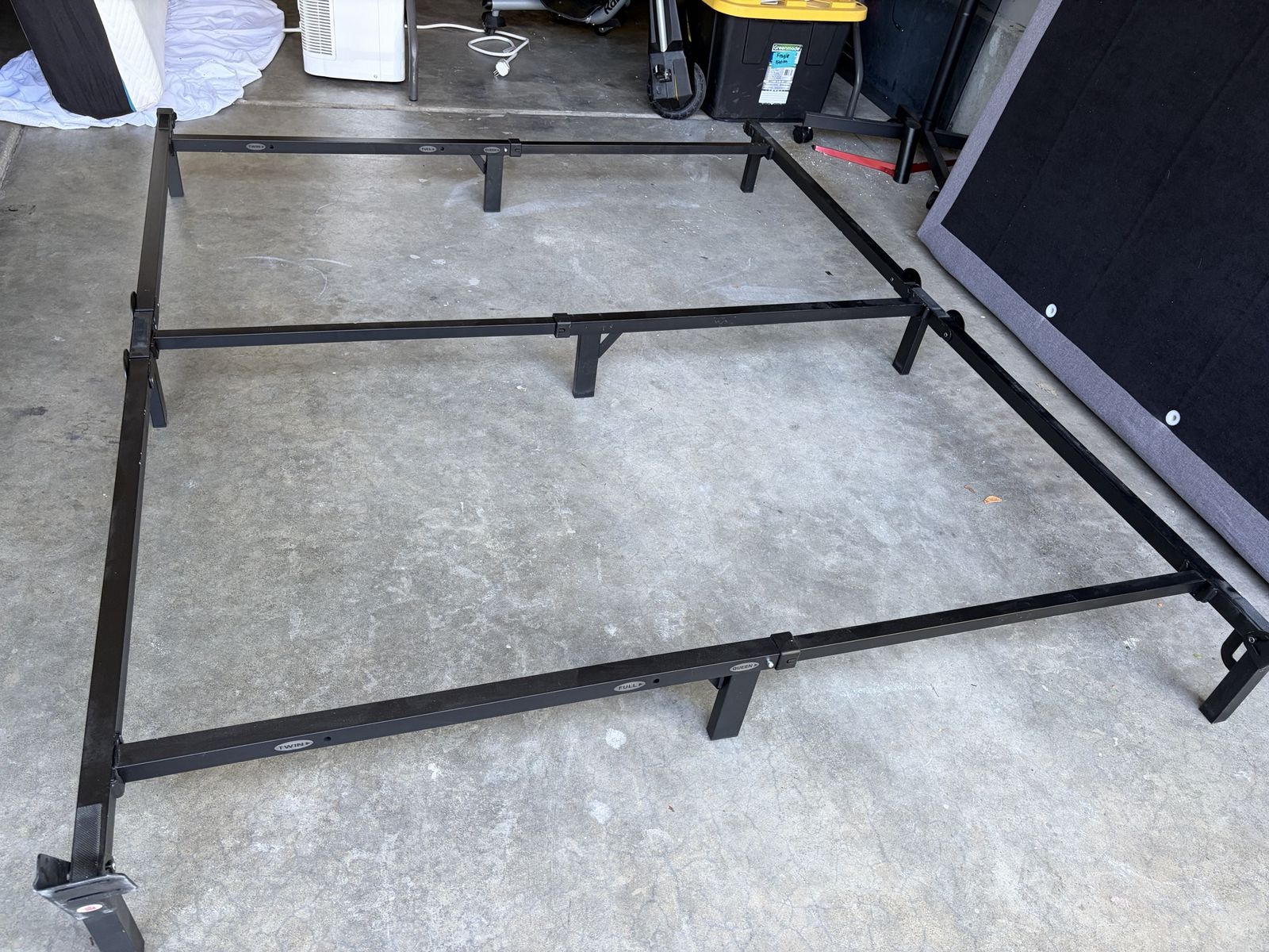 Zinus SmartBase Queen Size Platform Bed Frame - Heavy Duty Steel, Easy Assembly