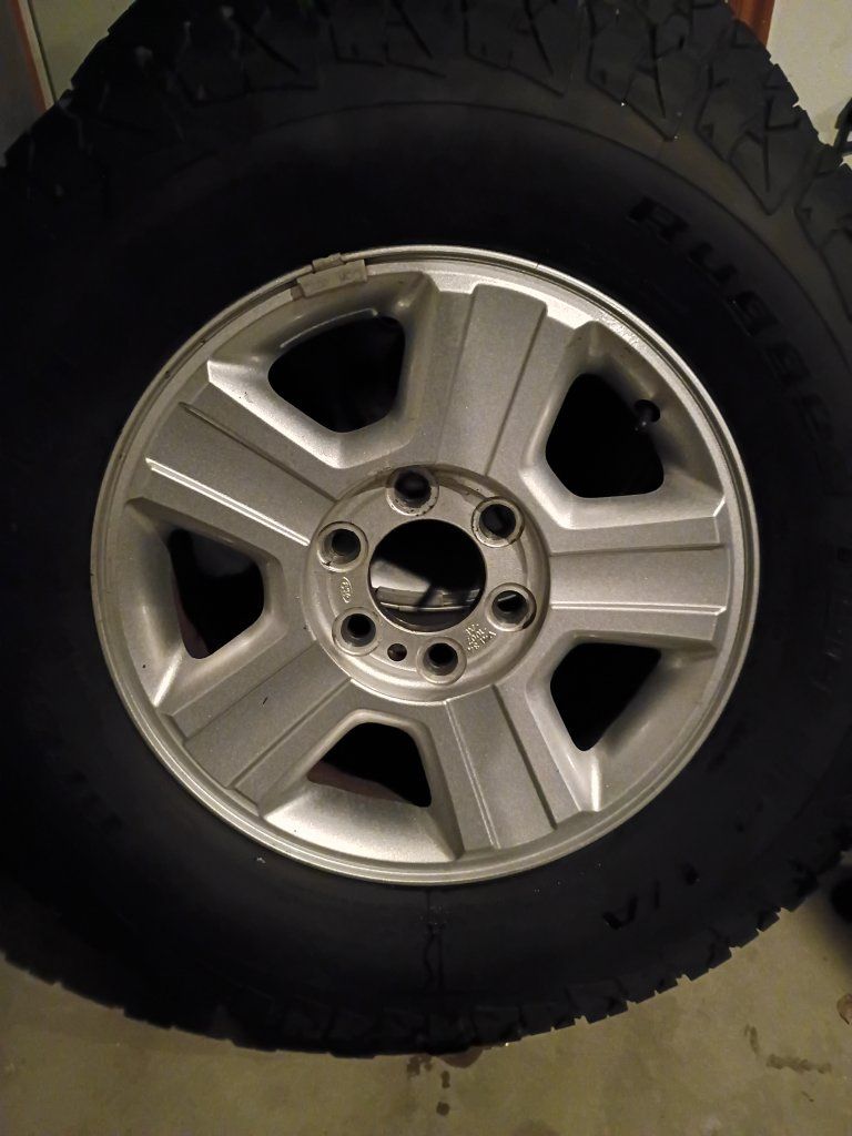 265/70R/17