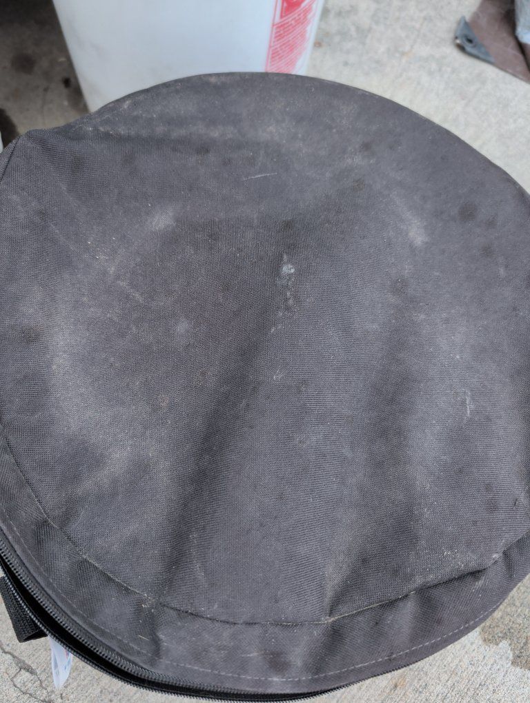 Main image 6