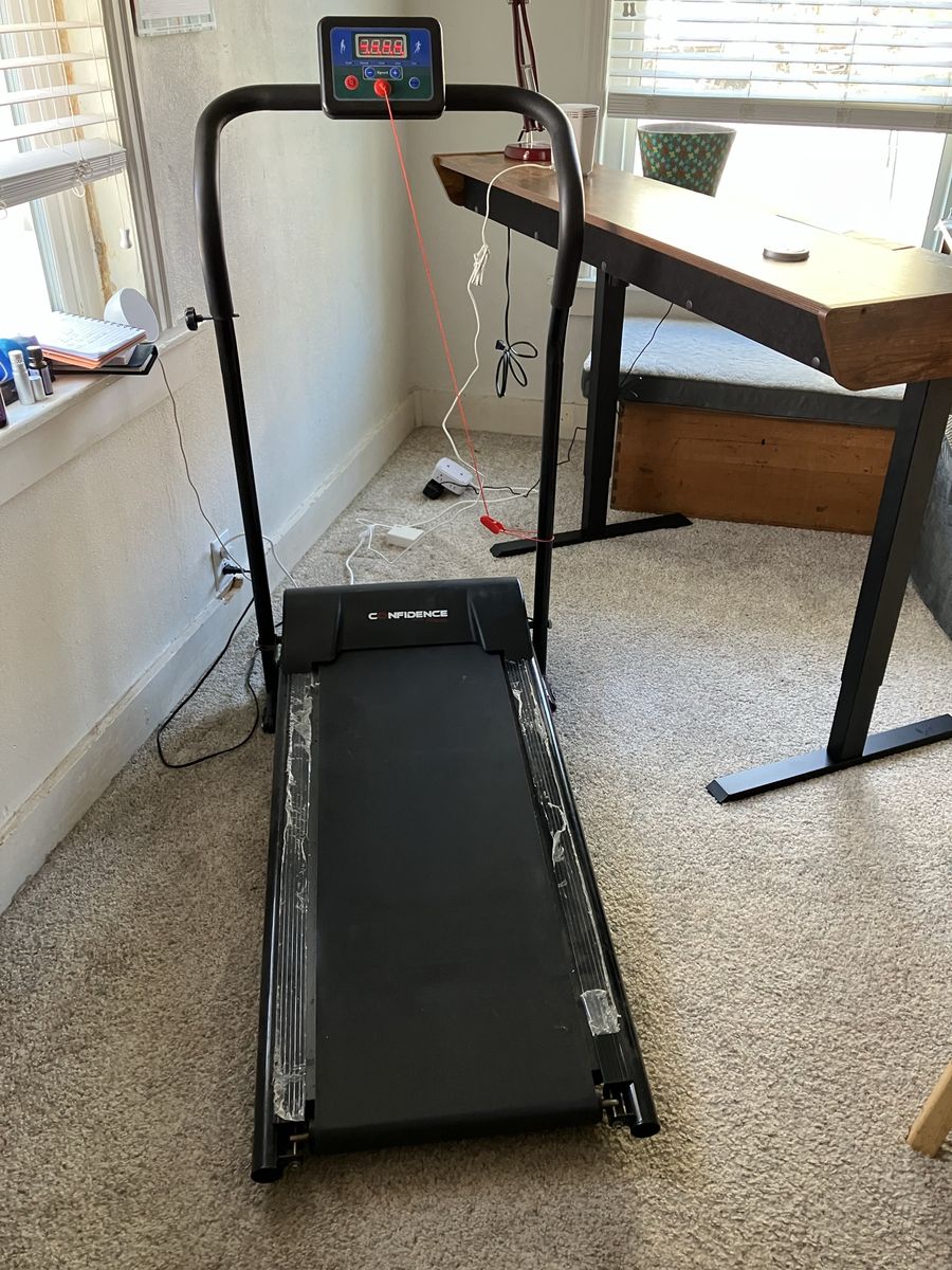 Folding treadmill