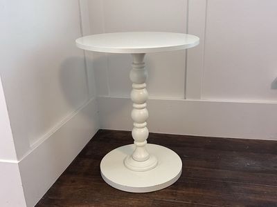 Off White Round Pedestal Side Table / End Table