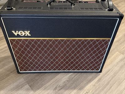 VOX AC30C2 Guitar Amplifier - Black/Brown