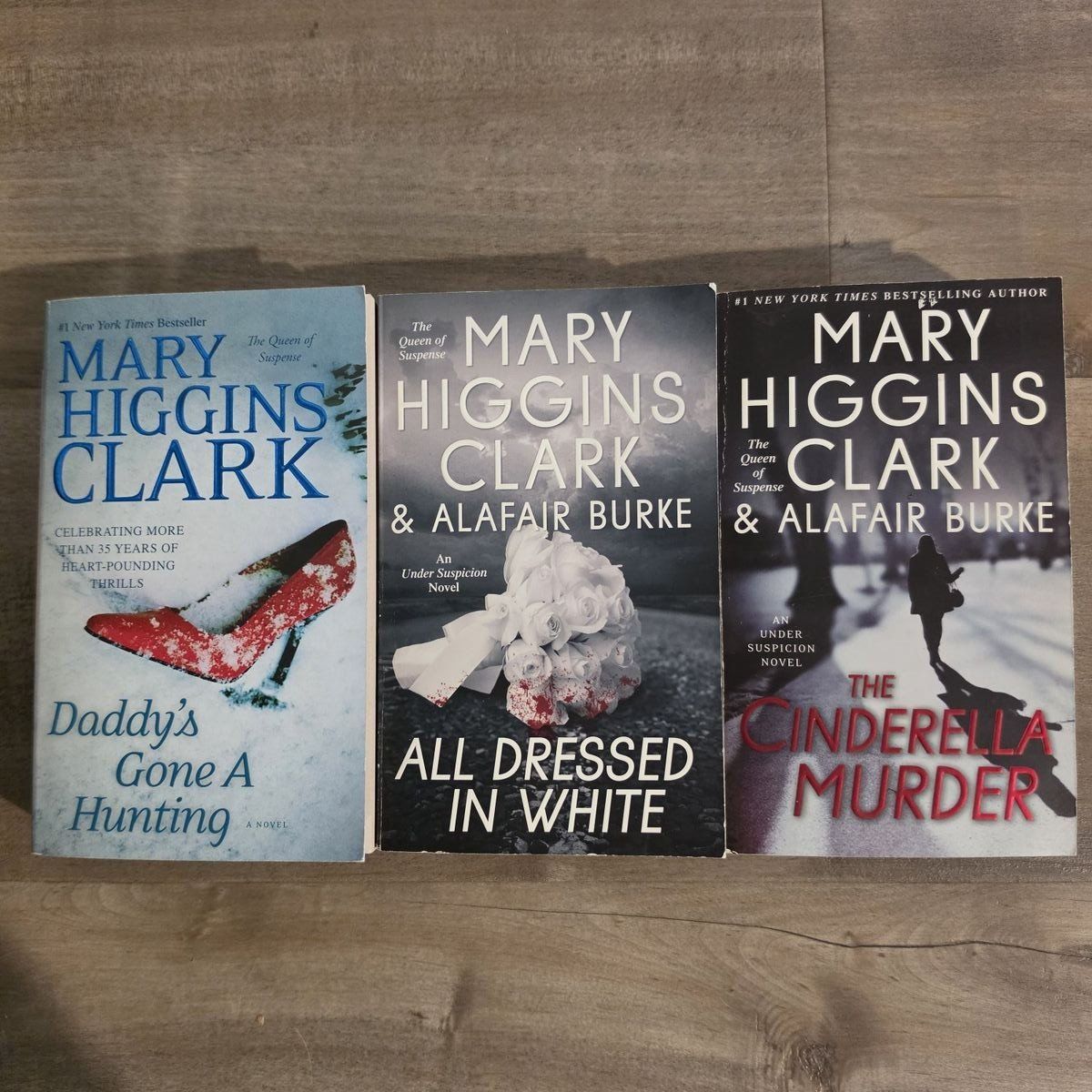 Mary Higgins Clark Thriller Books (3) Set