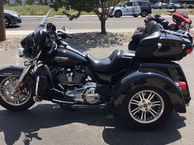 2021 HARLEY-DAVIDSON TRI GLIDE ULTRA BASE