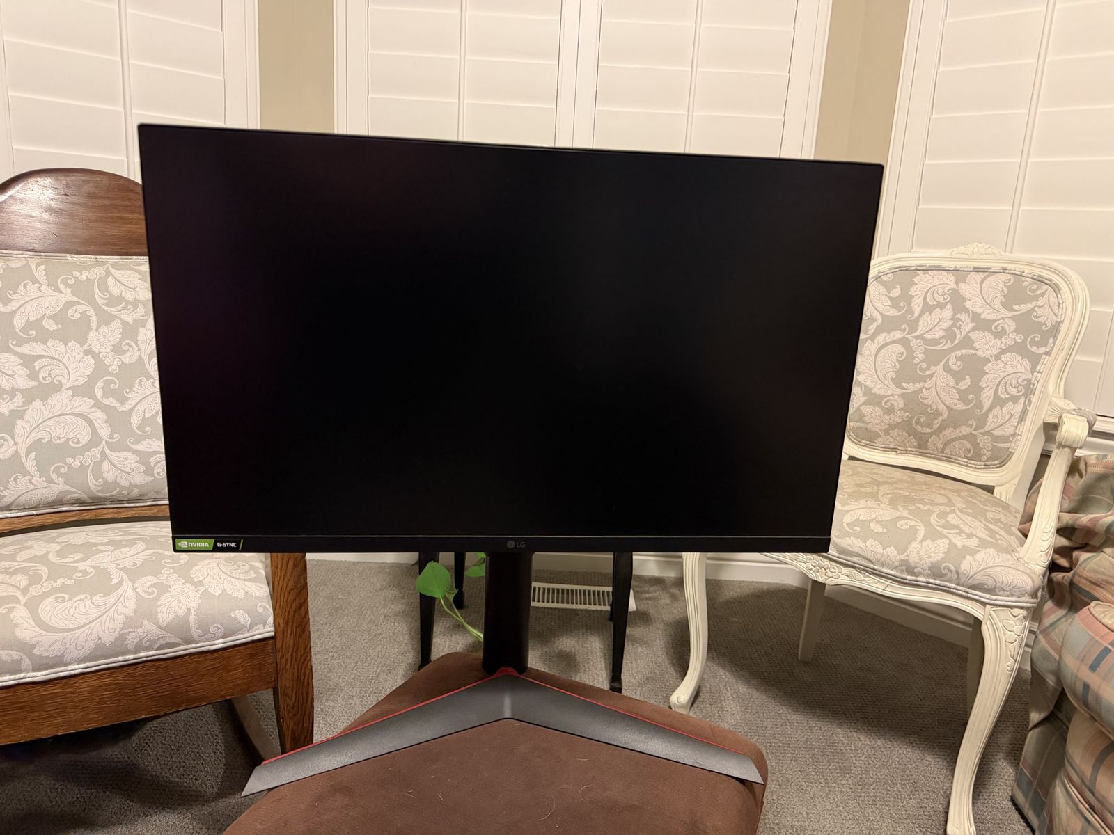 LG UltraGear 27” 1440p 144Hz IPS Gaming Monitor – G-SYNC / FreeSync