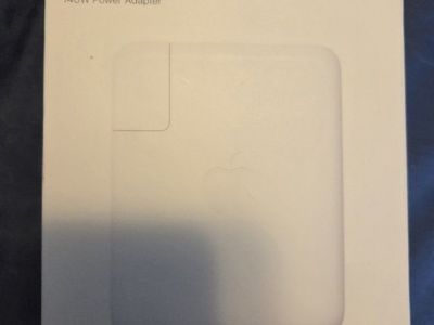 Apple 140W USB-C Power Adapter