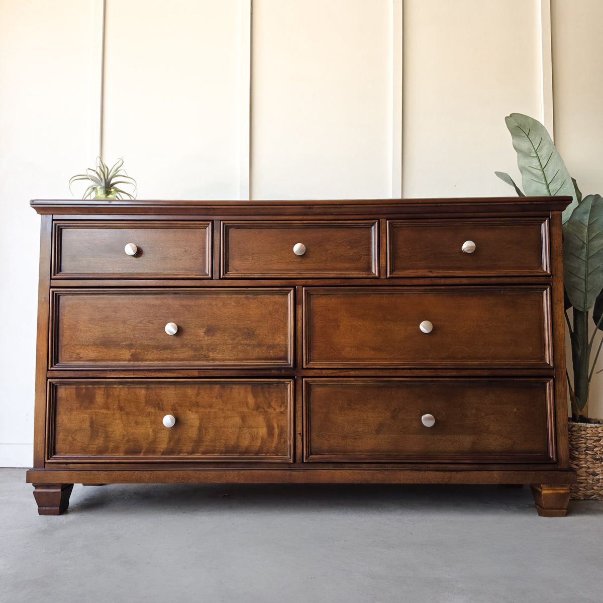 *FREE DELIVERY* Ashley Furniture Dresser!
