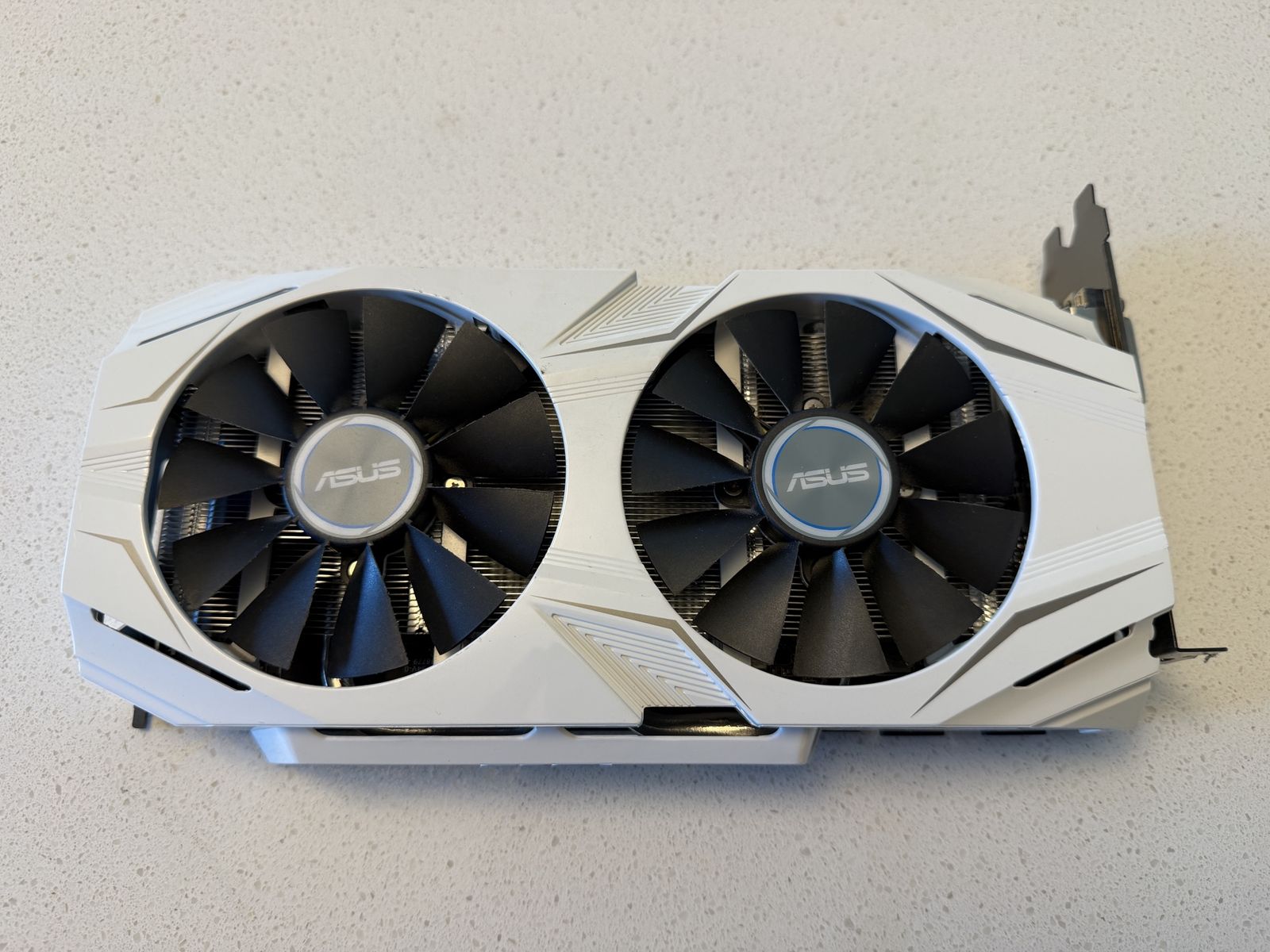 ASUS GeForce GTX 1070 8GB Graphics Card - White Dual Fan
