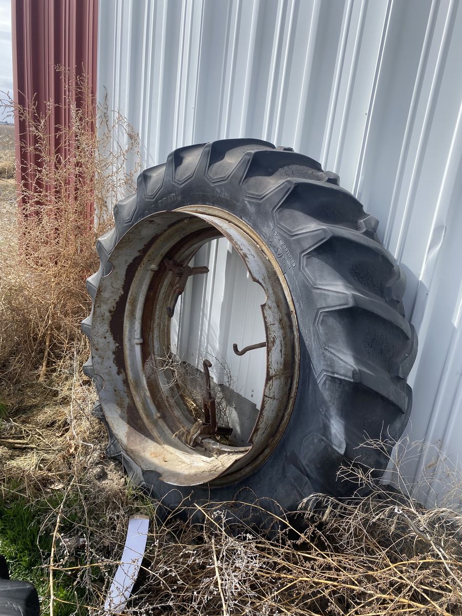 15.5x38 Tractor Duals