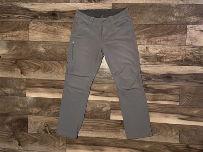Outdoor Research Ferrosi Pants Men’s 32x31 Gray Performance Stretch Nylon Hiking