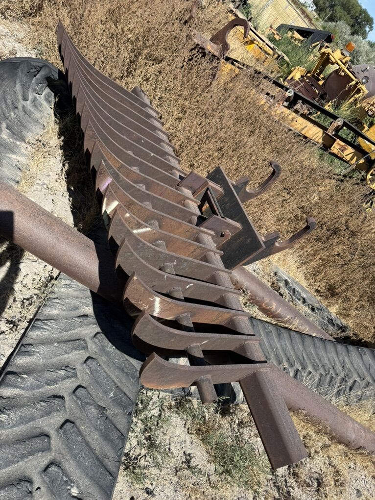 Heavy Duty Brush Rake