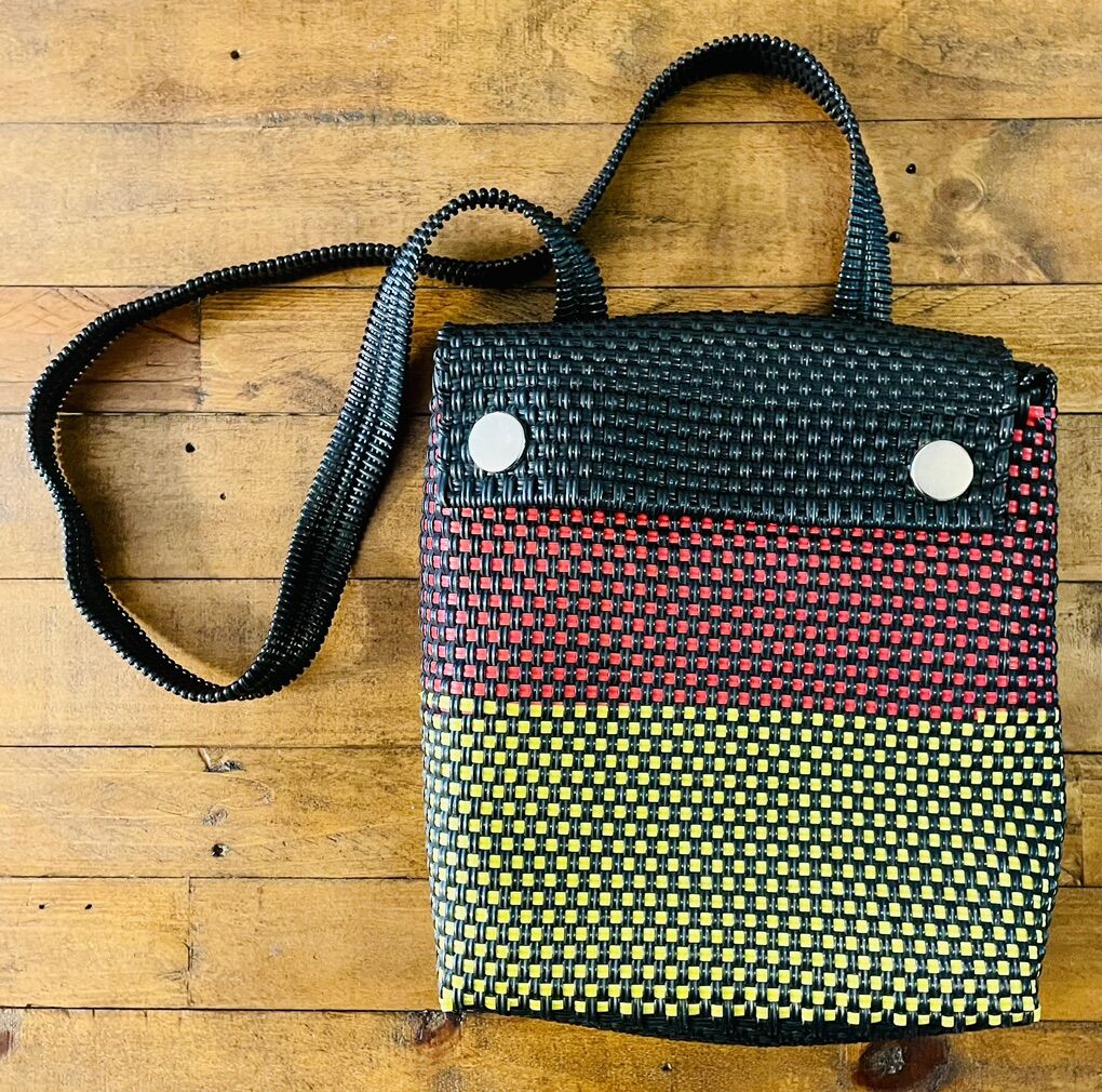 CUTE WOVEN BAG