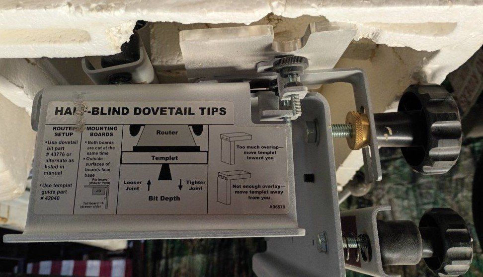Porter Cable Dovetail Jig Woodworking Tool with Template