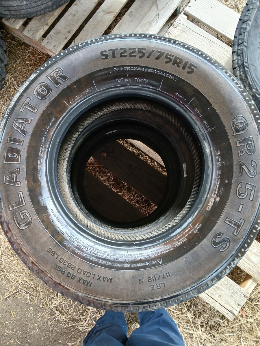 225 75 15 trailer tires