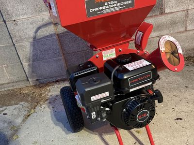 Wood Chipper/ Shredder for rent