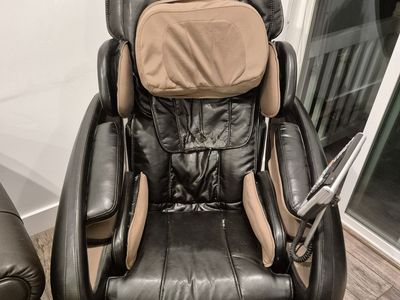 Osaki Reclining Massage chair