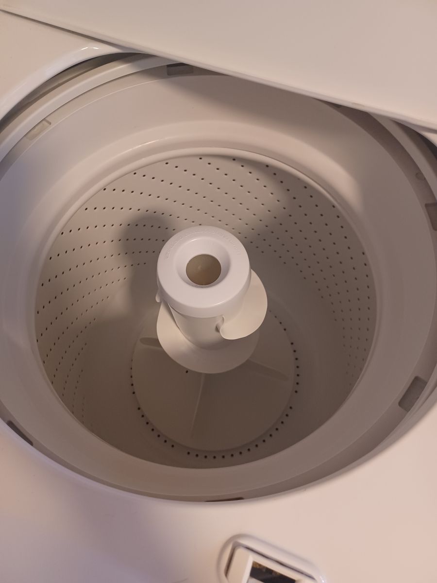 1 WHIRPOOL WASHER & DRYER