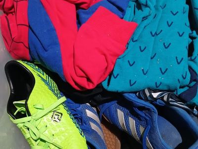 Online yard sale everything $1-5