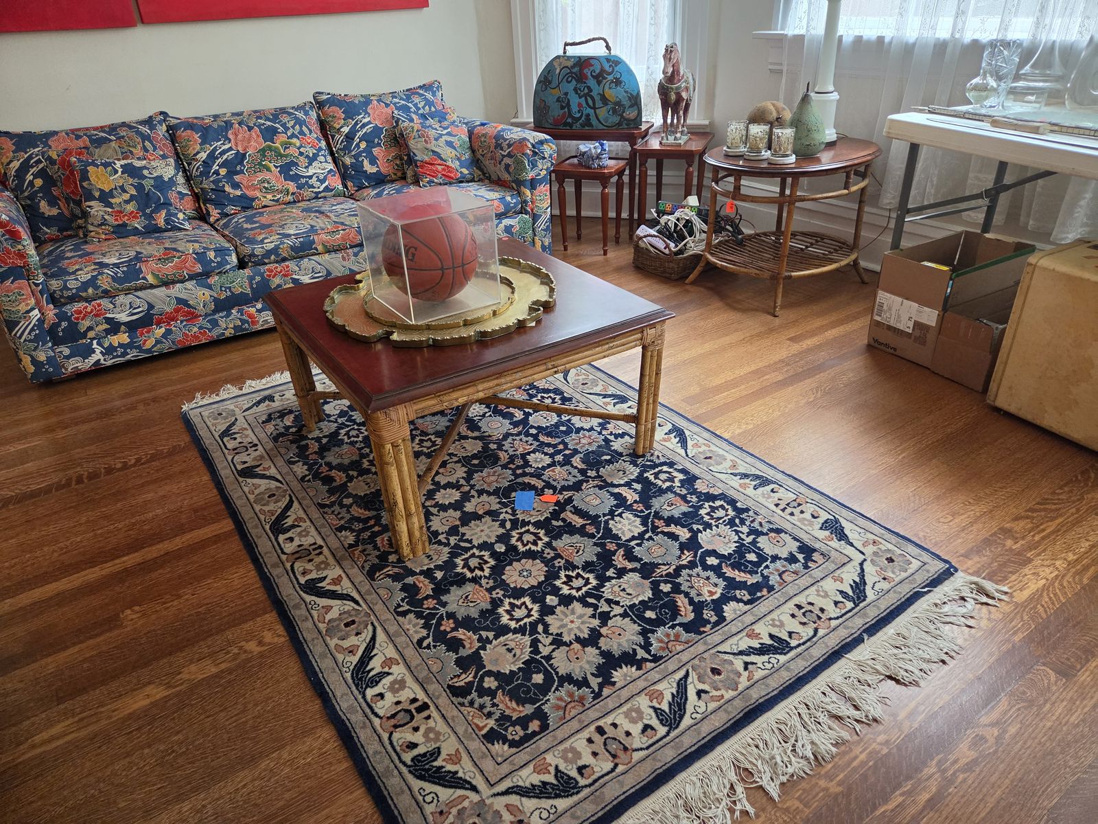 Main image 4