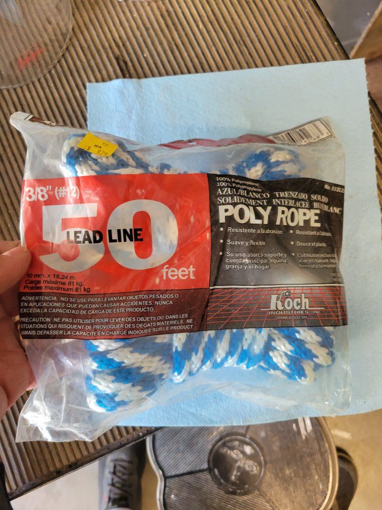 Koch Industries 3/8" (#12) x 50ft Blue/White Poly Rope Lead Line