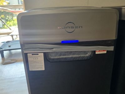 BONSEN 24-Sheet Cross-Cut P-4 Heavy Duty Paper Shredder - Excellent Condition