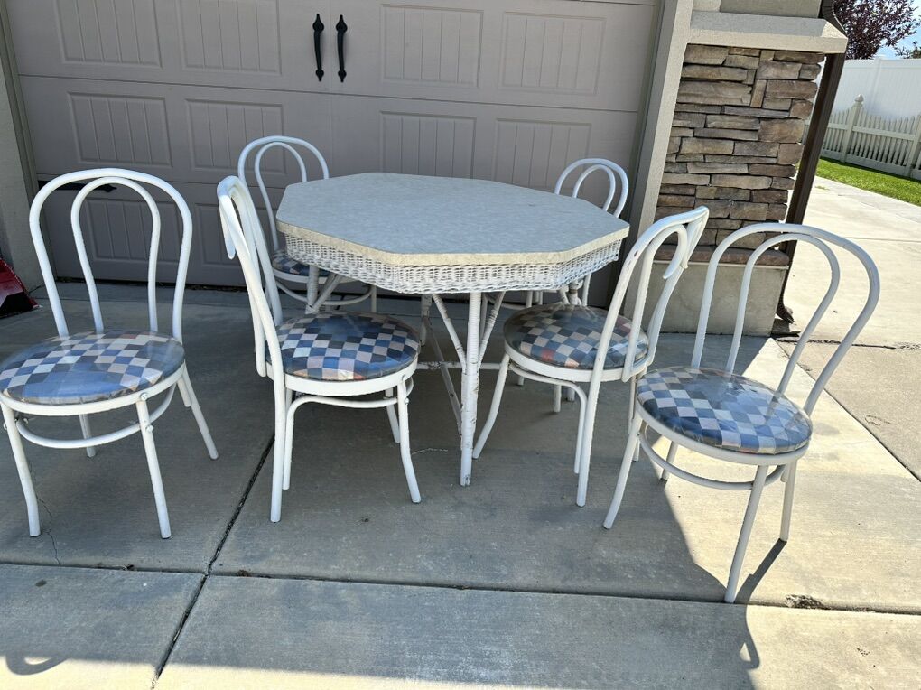 Vintage Wicker table And Bentwood Chairs