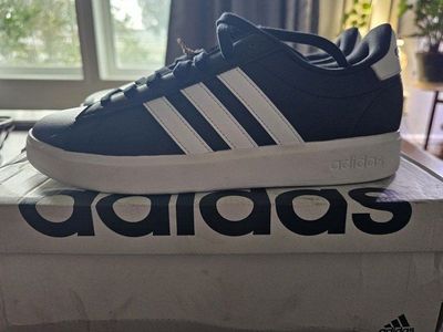 Adidas Grand Court 2.0 GW9196 Men's Black/White Sneakers US 9 New with Box