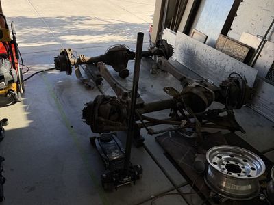 2008 f350 axles
