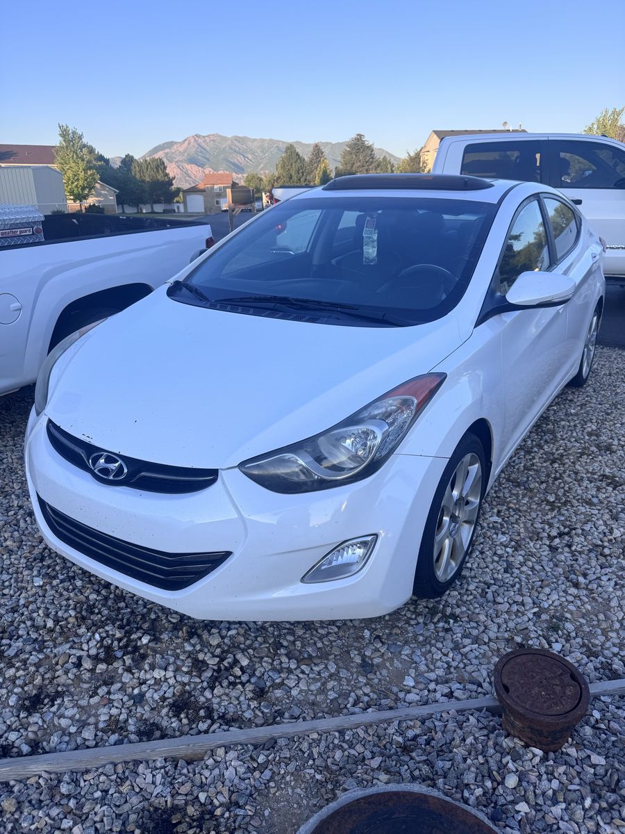 2012 Hyundai Elantra 