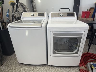 LG Washer/Dryer (electric)