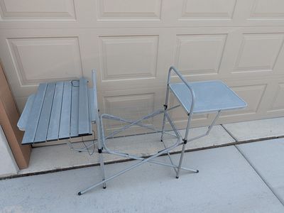 Folding camping / BBQ / smoker table