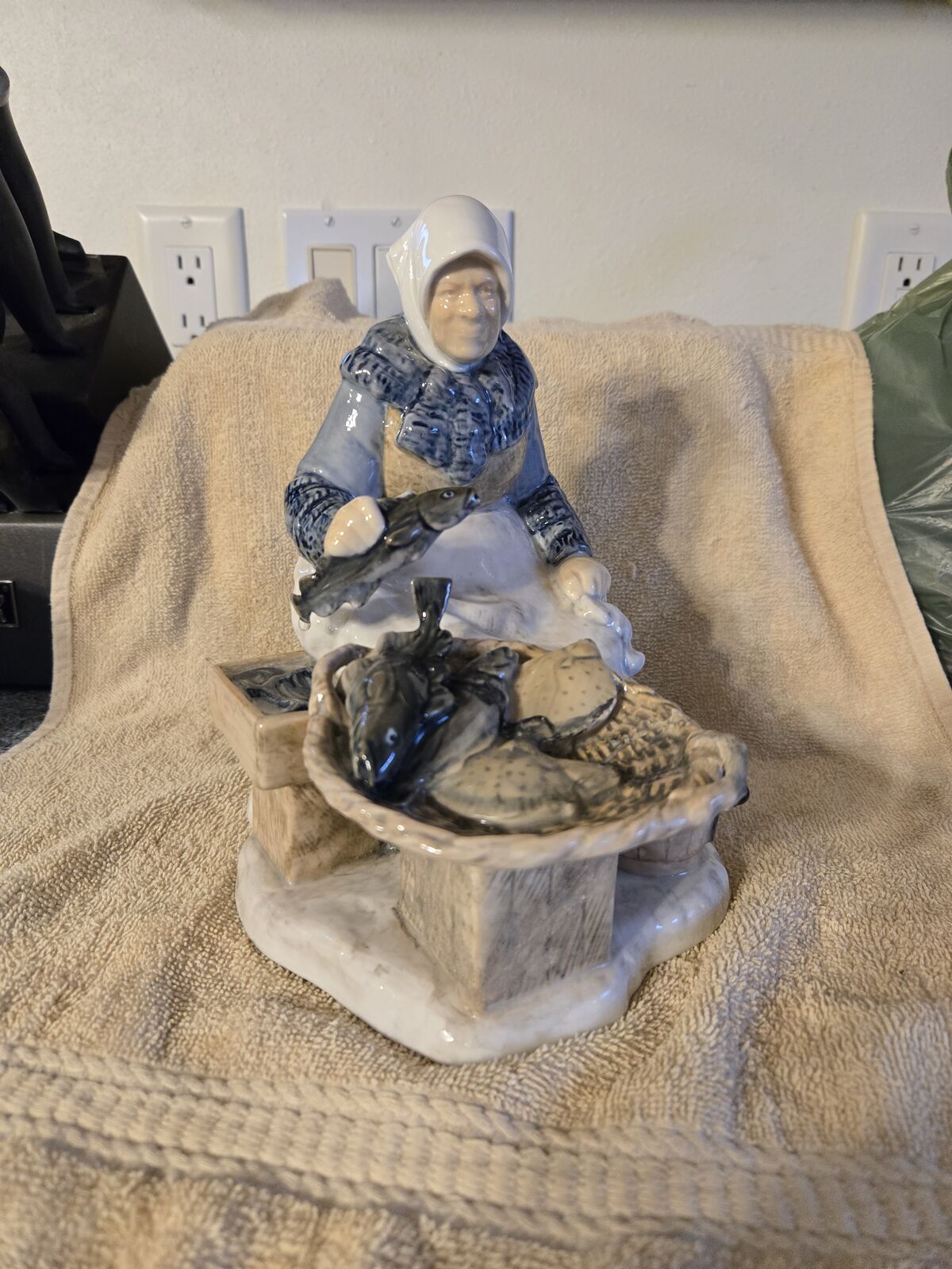 Vintage B&G #2233 figurine