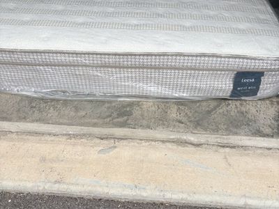 Leesa Reserve Hybrid King Mattress
