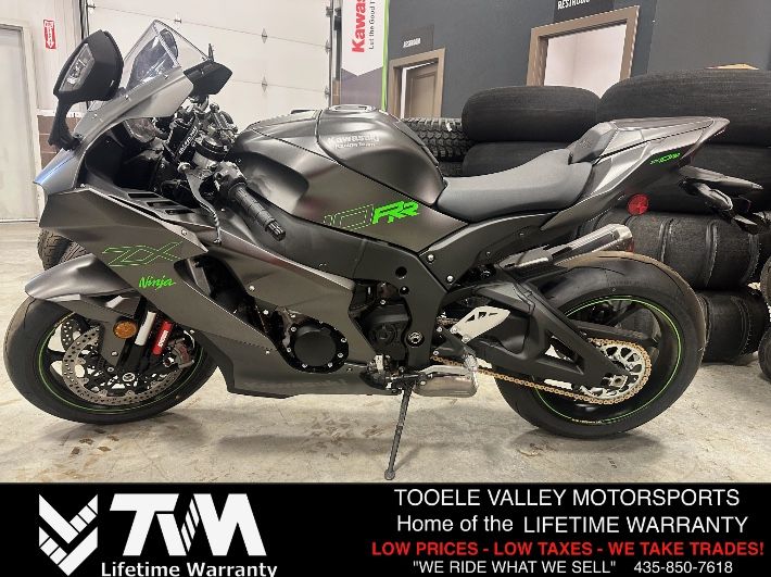 2025 Kawasaki Ninja ZX-10RR