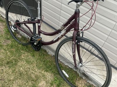 Women’s Norco aluminum bike