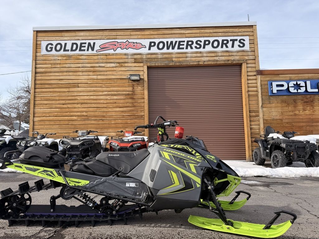 2021 Arctic Cat® M 8000 Hardcore Alpha One 154"/2.60" Manual Pro Kit- Red