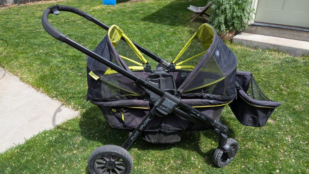 Evenflo pivot explore all-terrain dbStroller wagon