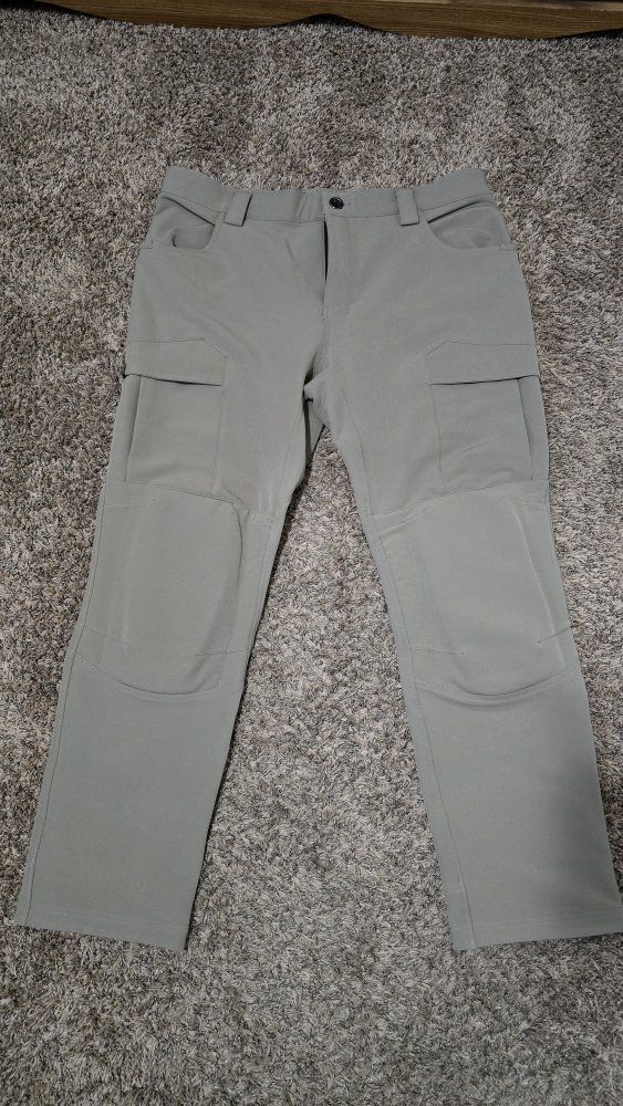 King's Camo Men's XKG Preacher Pant Size 38 - Tan/Khaki with removable knee pads