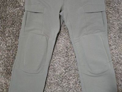 King's Camo Men's XKG Preacher Pant Size 38 - Tan/Khaki with removable knee pads